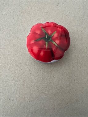 Tomato-Shaped pop-socket for phone